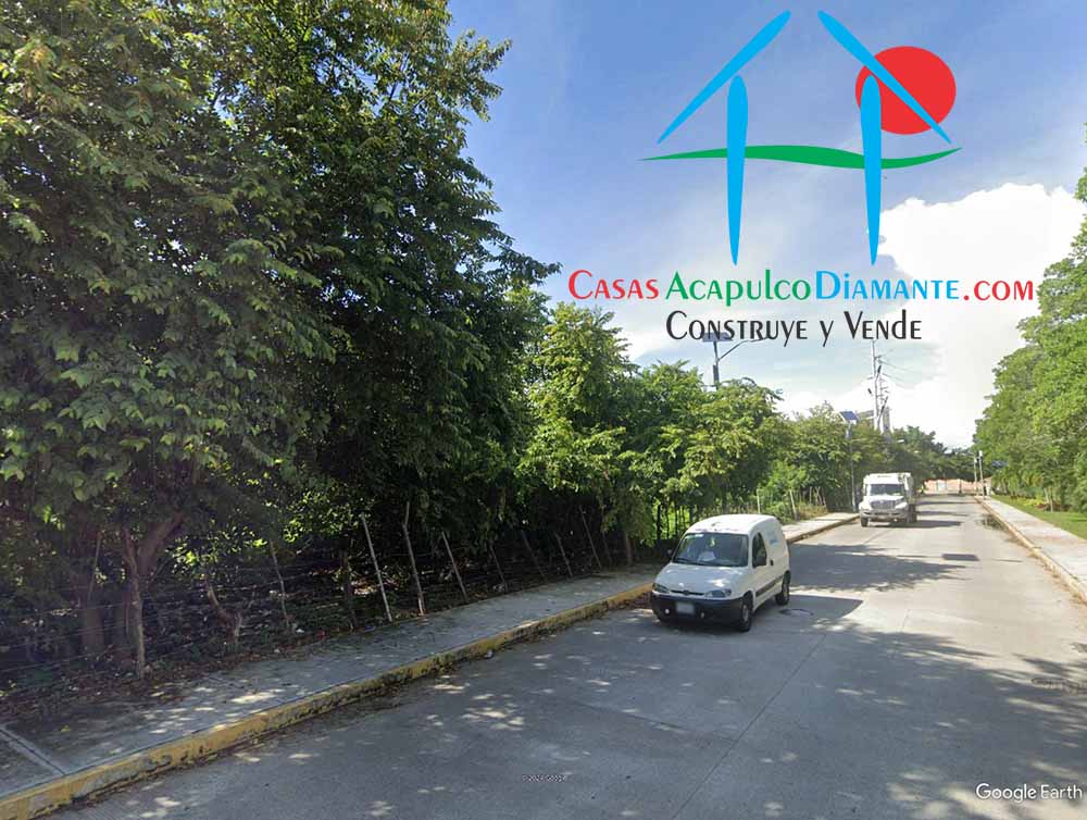 Terreno Playa Diamante Lote Gamba - Vista desde la calle 5 Terreno Playa Diamante Lote Gamba - Vista desde la calle 5